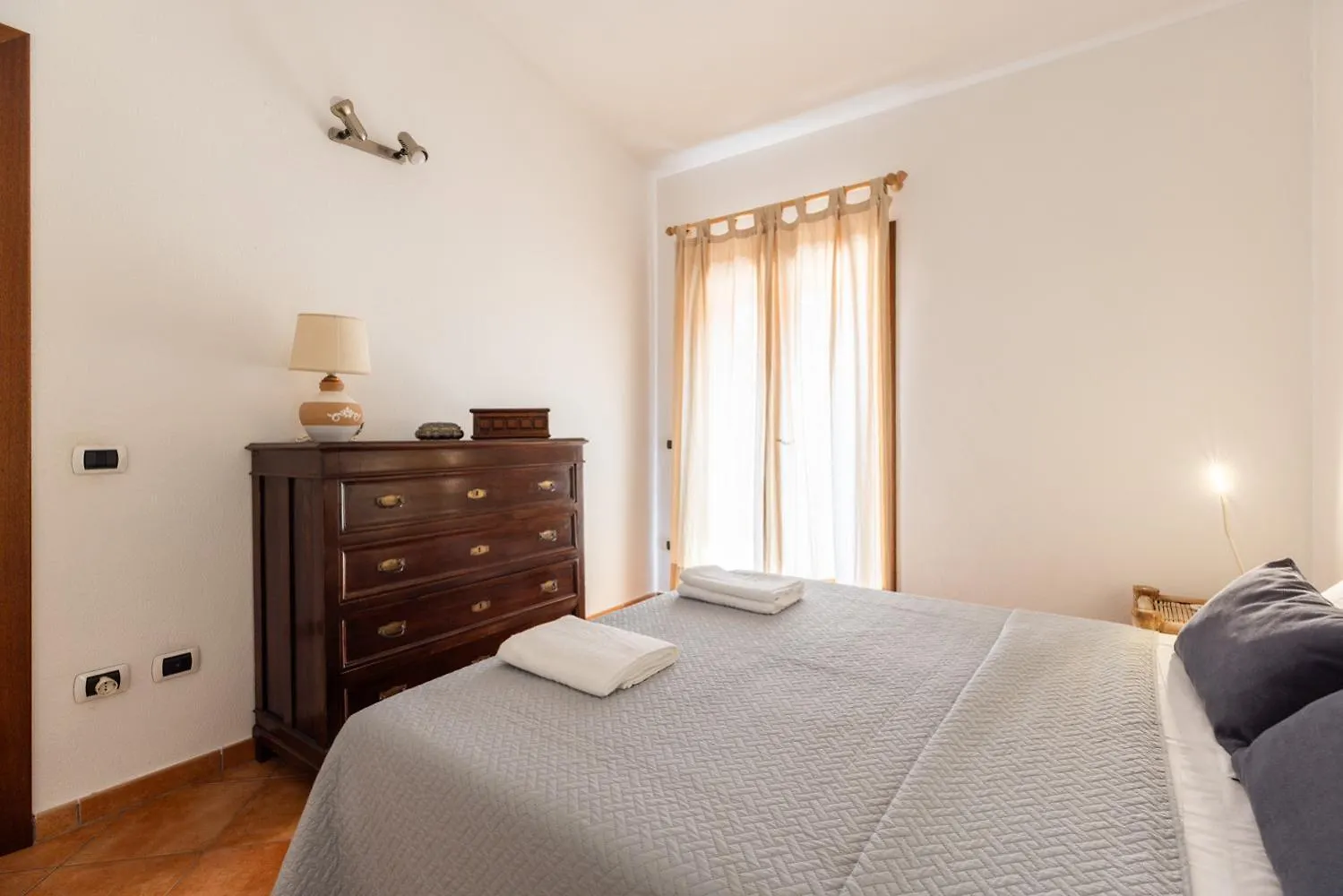 Ella'S Flat Διαμέρισμα Όλμπια