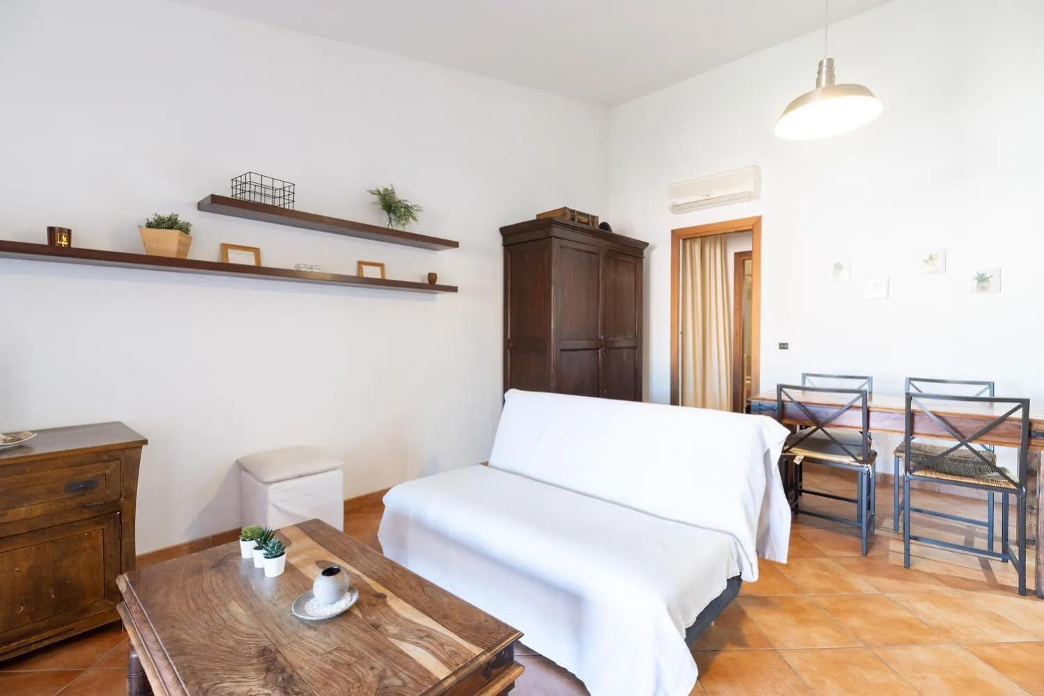Ella'S Flat Διαμέρισμα Όλμπια 0*,